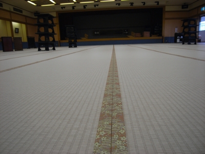 宴會(huì)廳也采用了易于保養(yǎng)的MIGUSA，非常舒適！